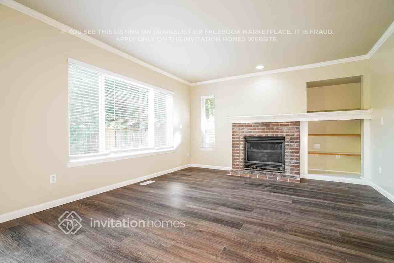 34230 31st Ave Sw - Photo 4 of 18
