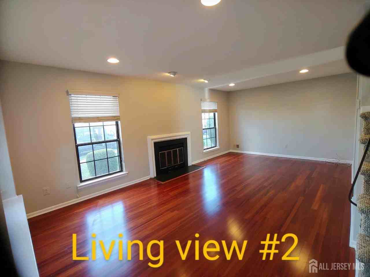 3305 Stonehedge Road - Photo 4 of 16