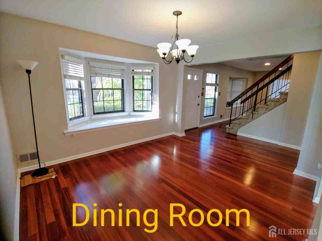 3305 Stonehedge Road - Photo 5 of 16