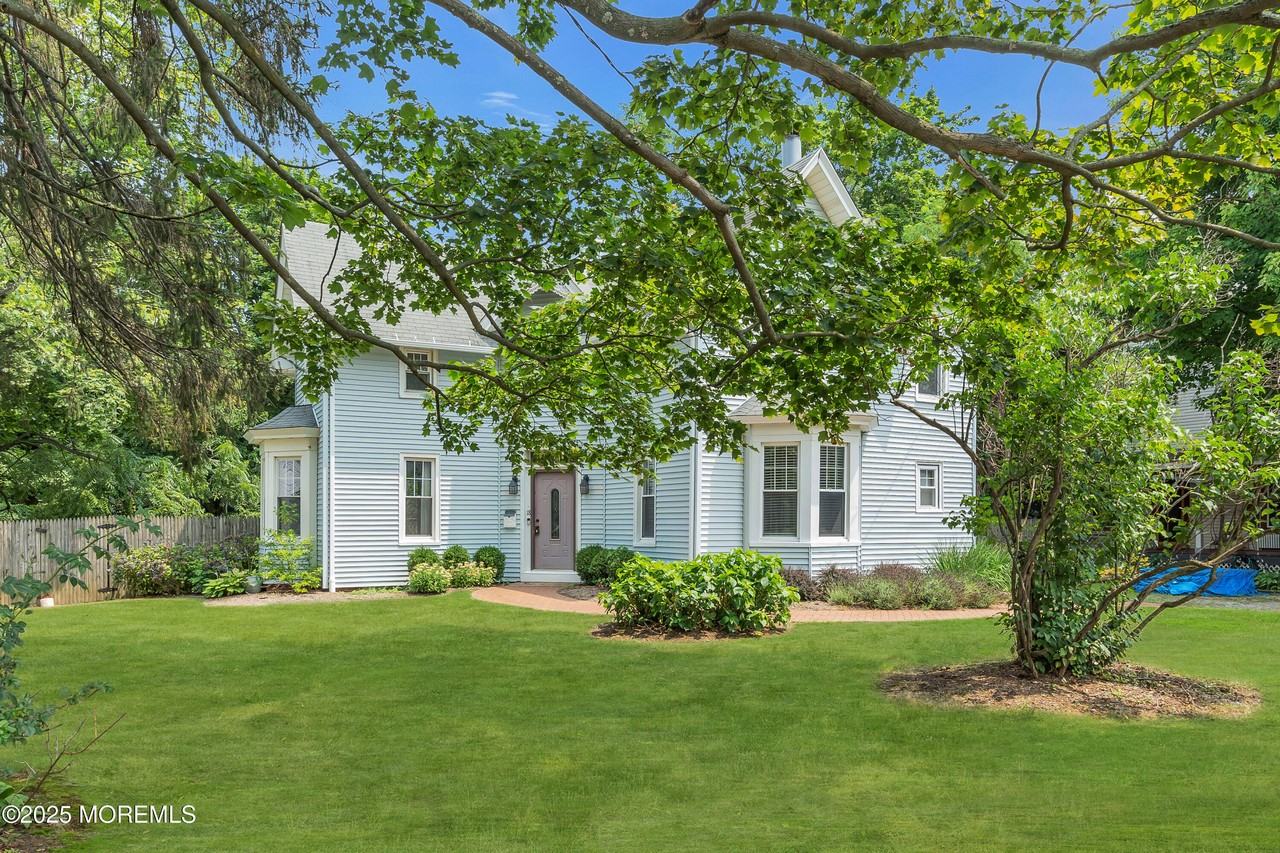 18 Middletown Ave - Photo 2 of 48