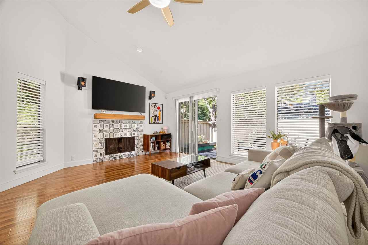 1422 Chardonnay Dr - Photo 6 of 37