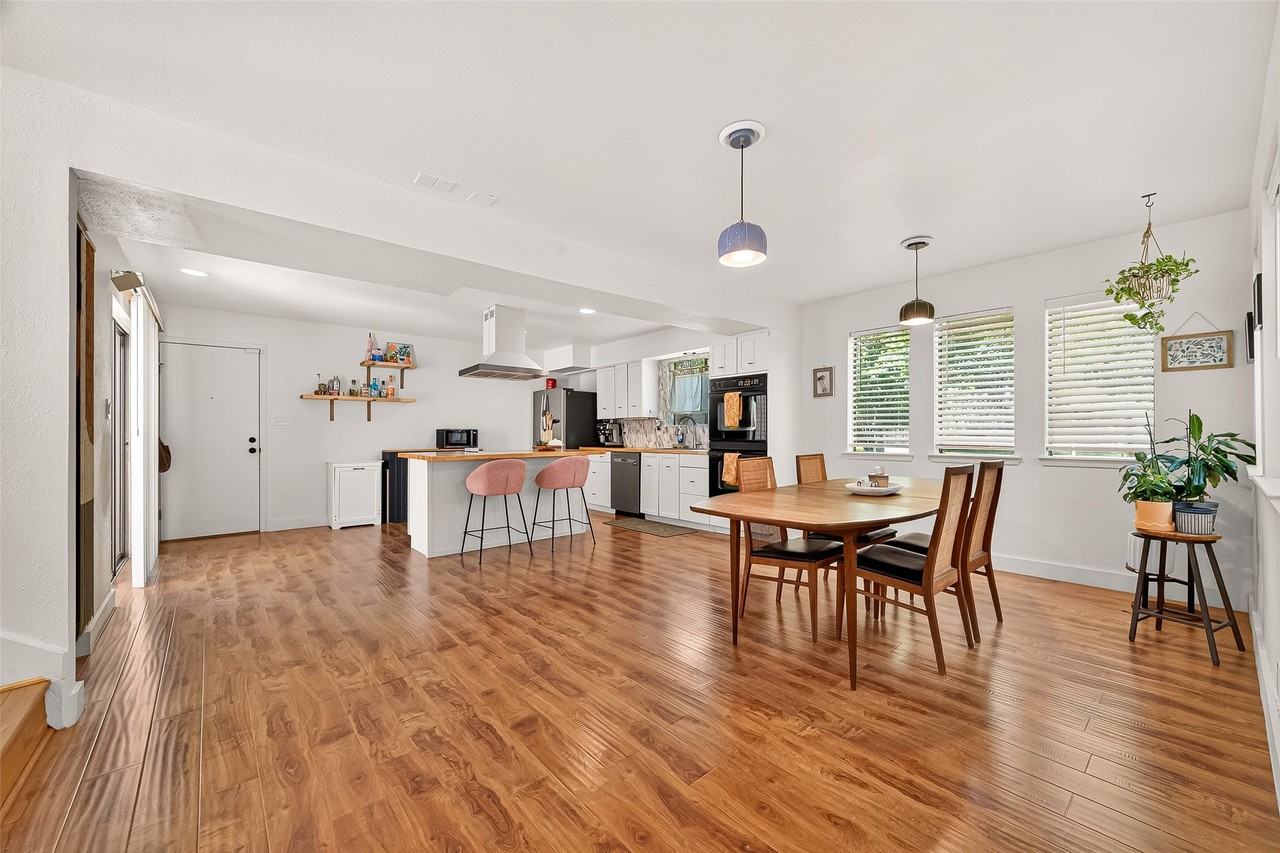 1422 Chardonnay Dr - Photo 7 of 37