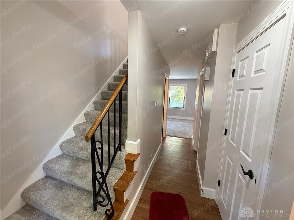 2154 Willowgrove Ave - Photo 4 of 34