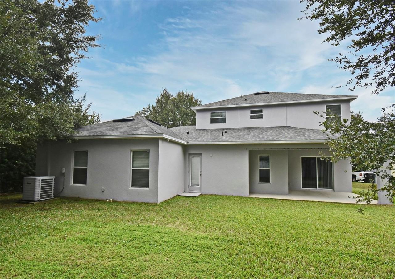 475 Nadeau Way - Photo 4 of 50