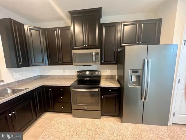 12001 Roy Hobbs Place - Photo 6 of 31