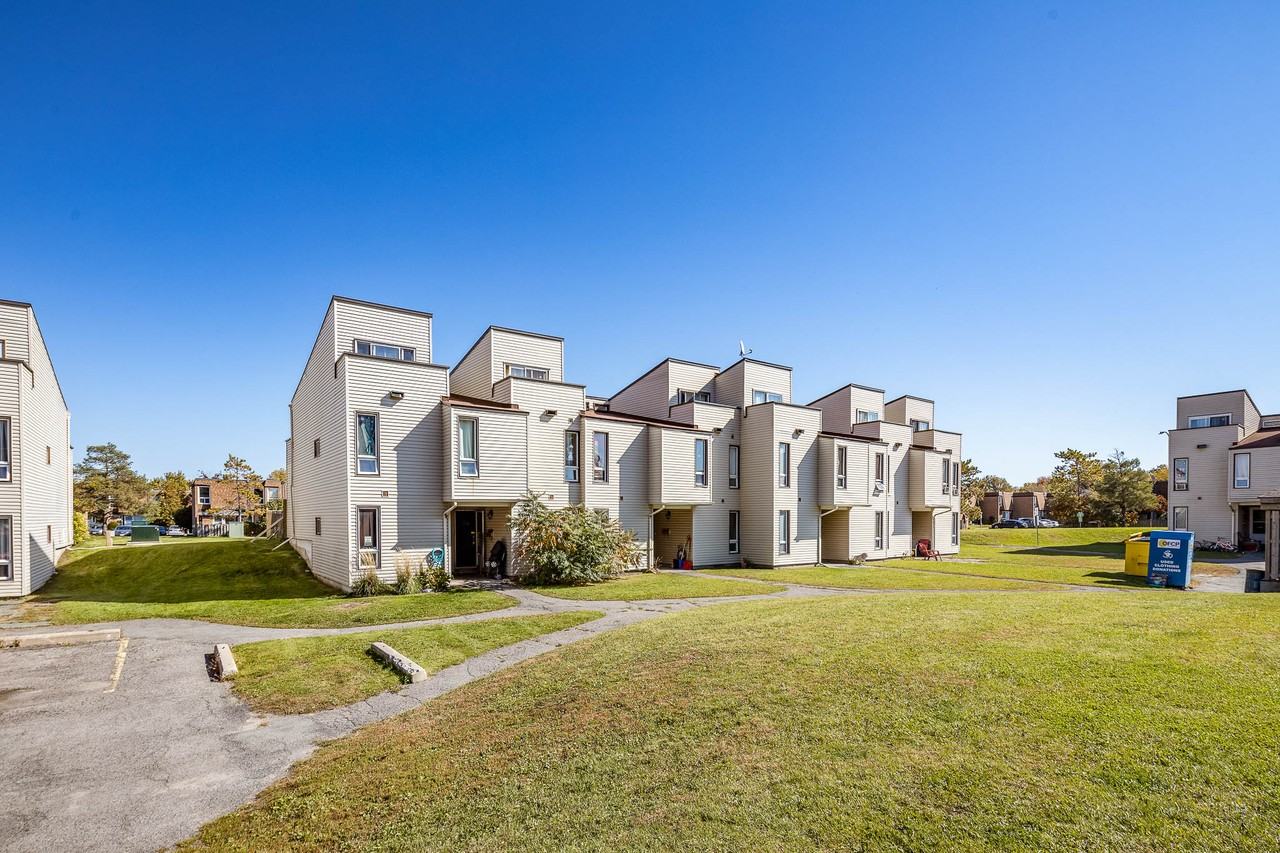 3528-3532, 3550 & 3590 Downpatrick Road - Photo 2 of 10