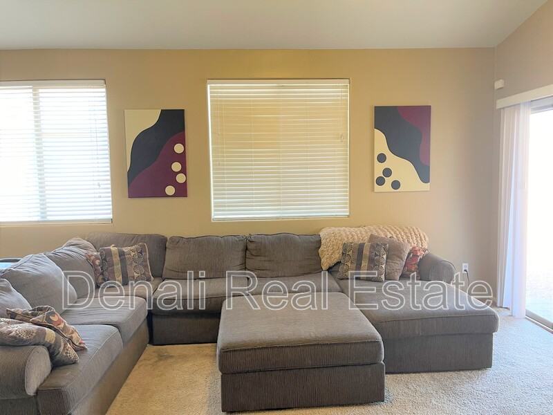 3710 W Lydia Ln - Photo 3 of 8