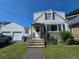 featured image of 40 Frost Pl #2R