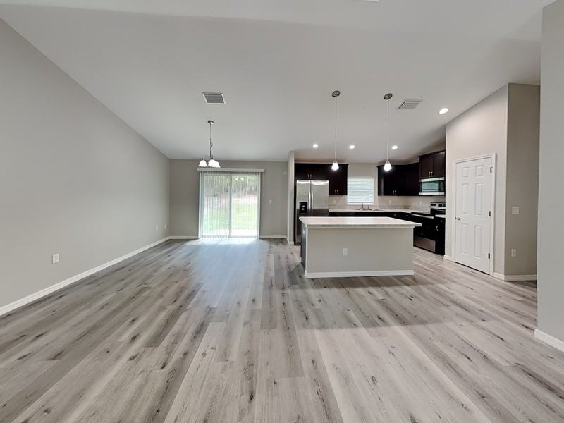 1984 W Magenta Dr - Photo 5 of 16