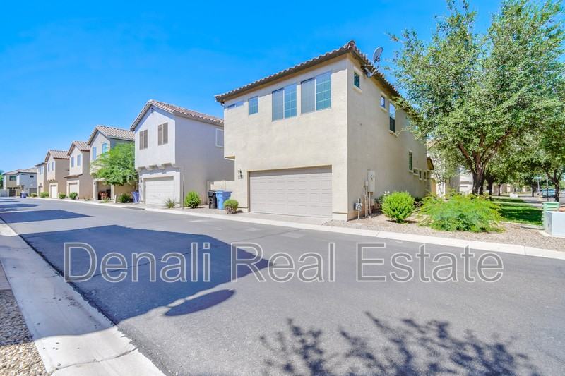 3514 Posse Trail - Photo 2 of 37