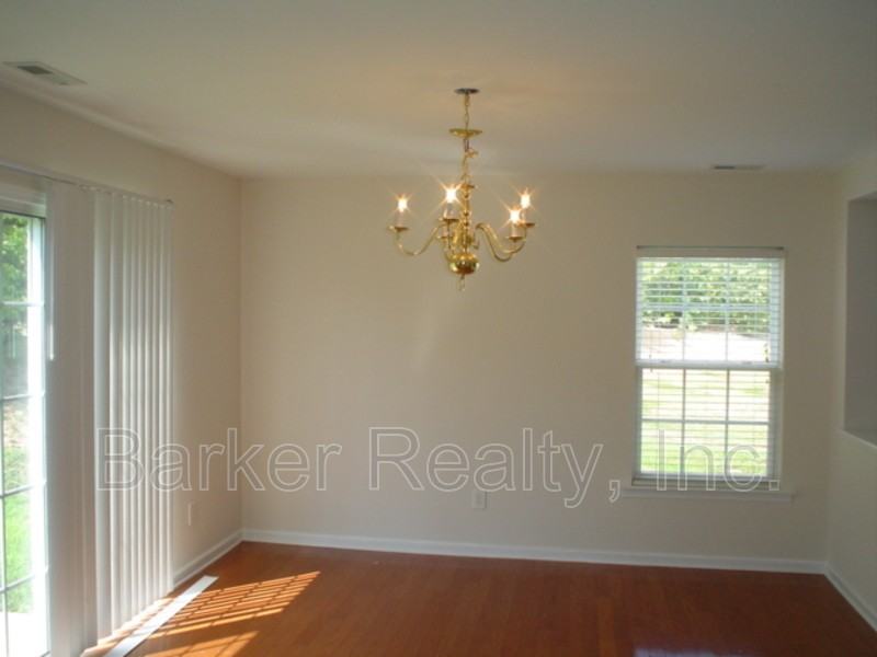 6005 Namozine Ct - Photo 3 of 8