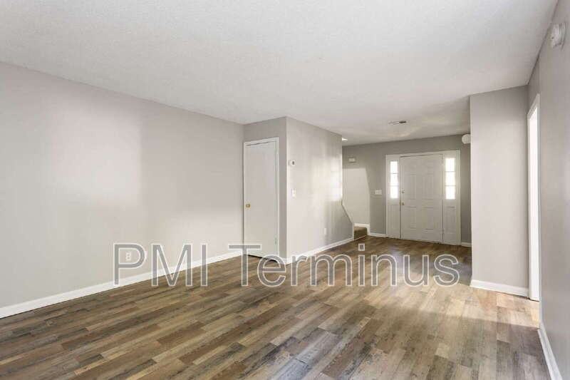 5005 Hawthorne Ct Se #1 - Photo 6 of 30