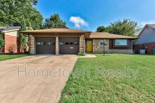 2511 Nw 45th St - Photo 1 of 1