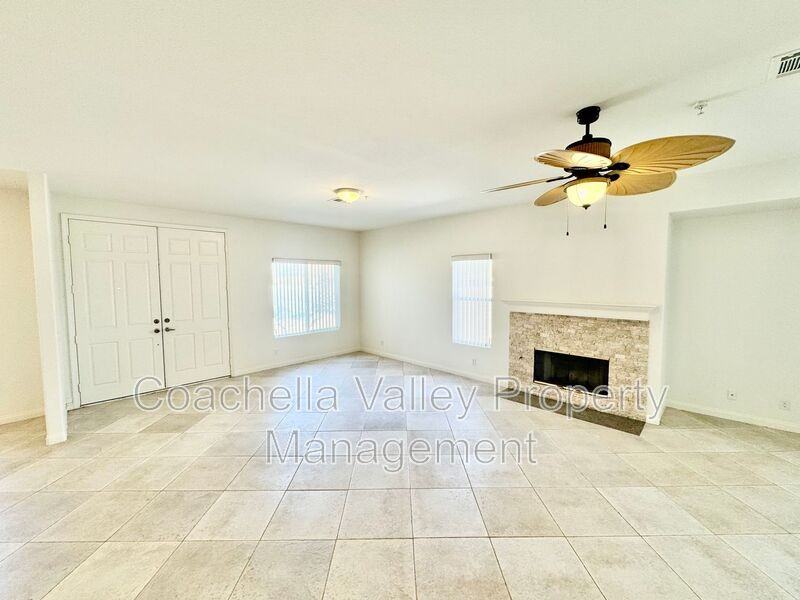 74091 Daisy Ln - Photo 6 of 49