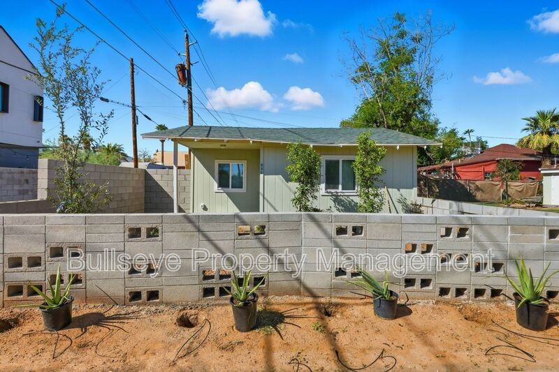 830 N 10th St - Photo 3 of 17