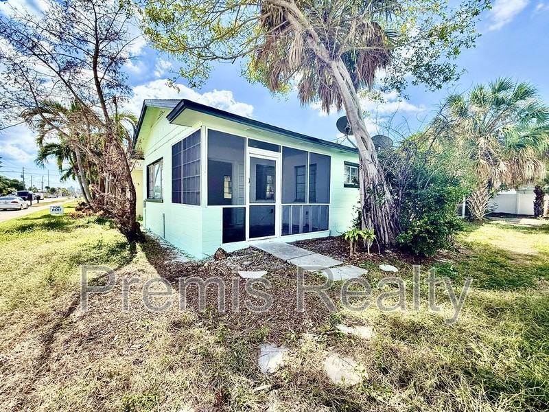 7960 Boca Ciega Drive - Photo 2 of 19