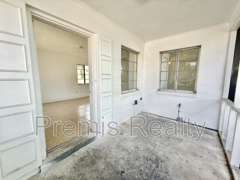 7960 Boca Ciega Drive - Photo 3 of 19