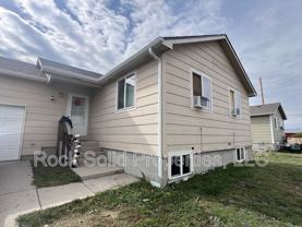 907 Arcadian Dr - Photo 1 of 1