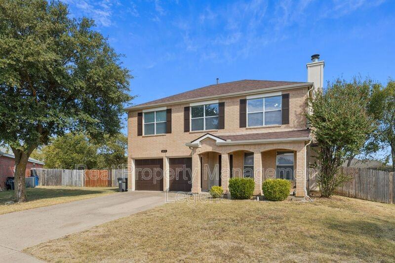 1400 Caleo Dr - Photo 2 of 29