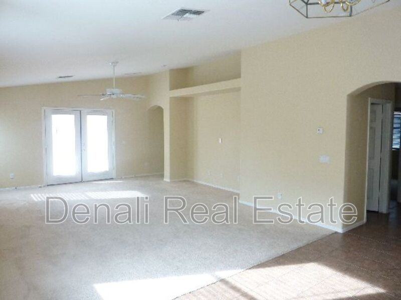 3426 S 72nd Ln - Photo 3 of 12