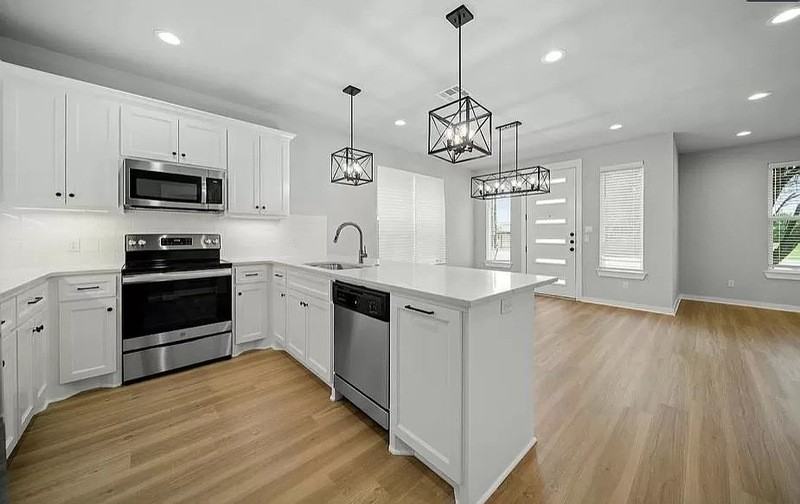 2310 S 4th St - Photo 6 of 21