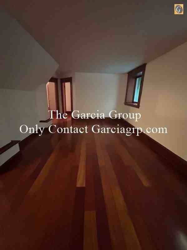 5027 Northeast 19th Avenue - Photo 2 of 24