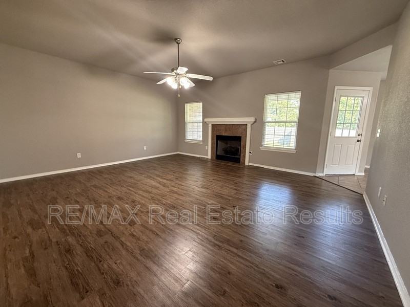 420 Spicewood Trl - Photo 6 of 20