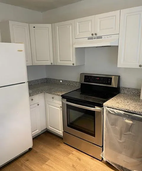 617 Ixoria Ave - Photo 3 of 8