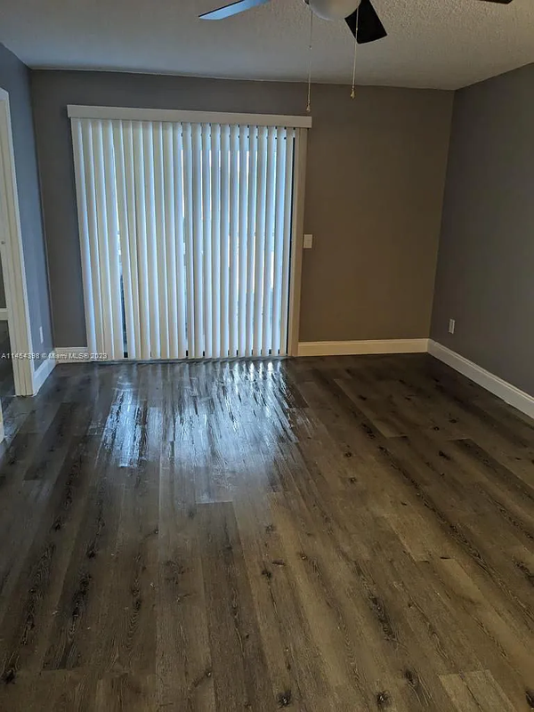 617 Ixoria Ave - Photo 4 of 8