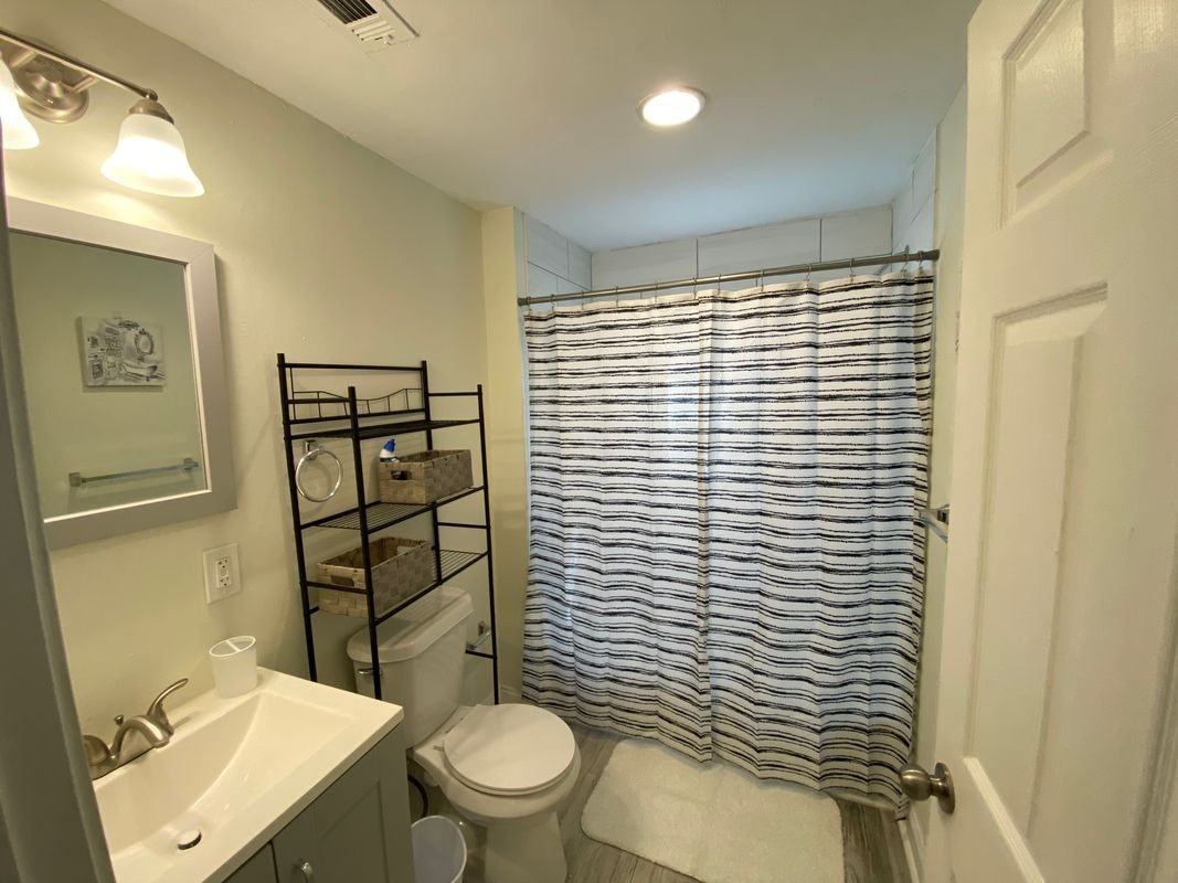 1094 Wyland Dr Sw - Photo 3 of 8