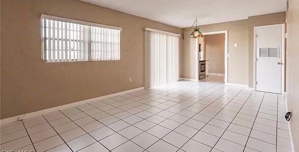 4923 Vincennes Ct #3 - Photo 2 of 12