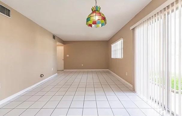 4923 Vincennes Ct #3 - Photo 4 of 12