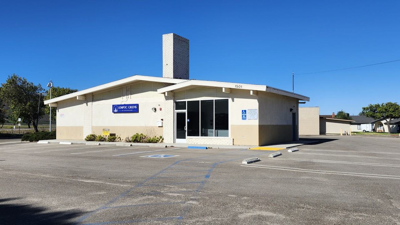 1501 W Ocean Way - Photo 3 of 8