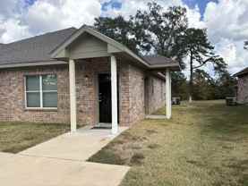 717 Renfro Dr #B - Photo 1 of 1