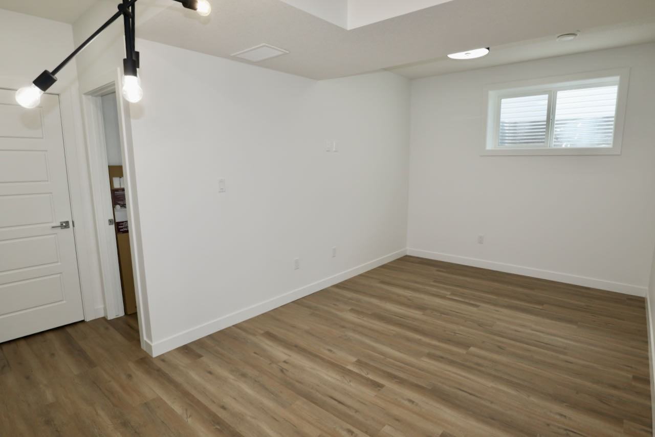 90 Wyatt Rdge Bsmt #Bsmt - Photo 5 of 9