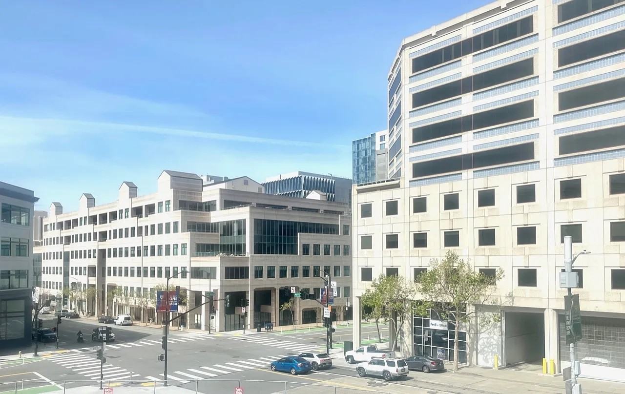 575 Harrison St - Photo 5 of 12