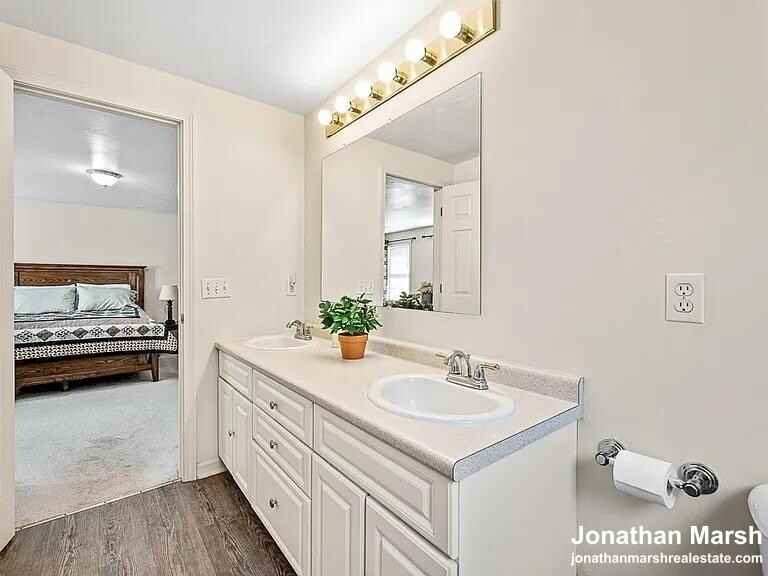 20 Frongillo Farm Rd - Photo 2 of 14