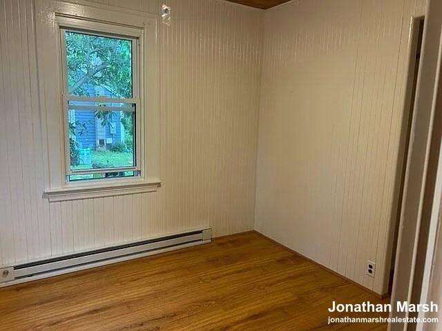 51 Parkwood Dr - Photo 3 of 10