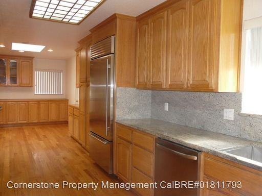 5225 Rhonda Dr - Photo 3 of 15