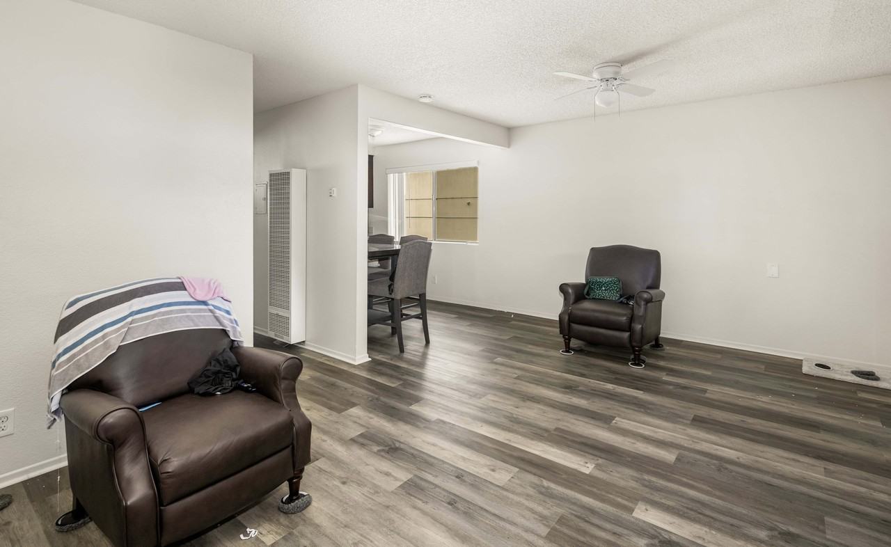 17061 Pinehurst Ln #D - Photo 4 of 20