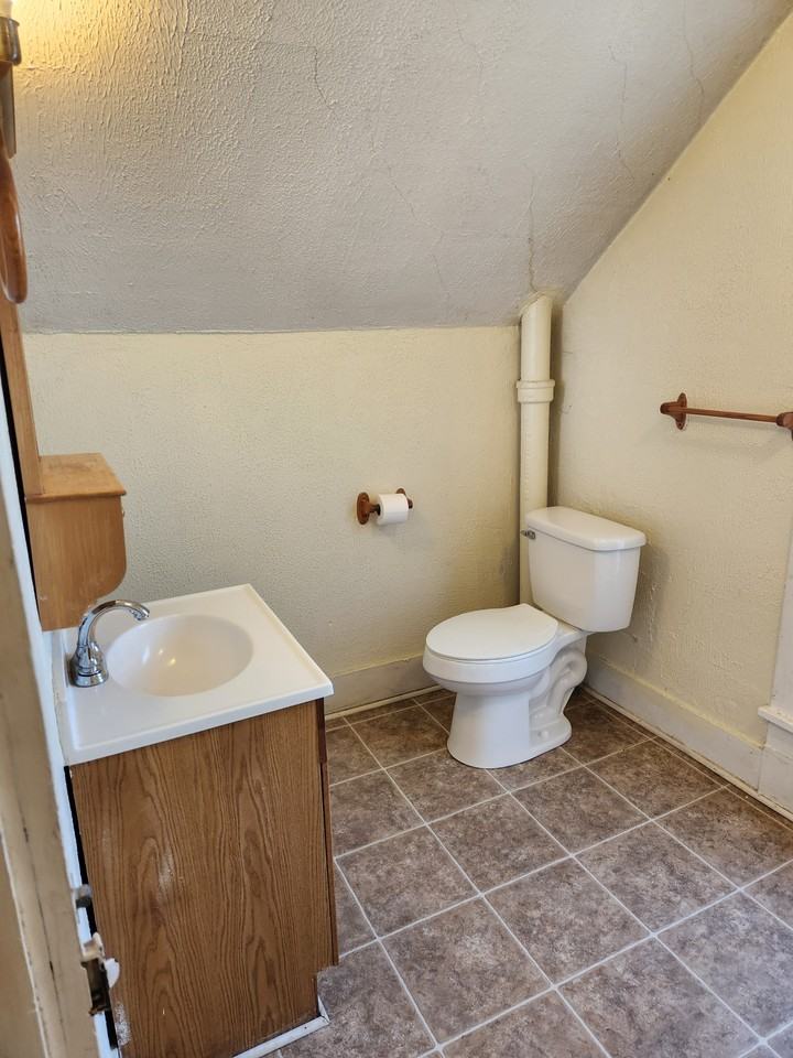 505 N Mulberry St - Photo 4 of 7