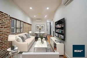 featured image of 470 Irving Ave #2B