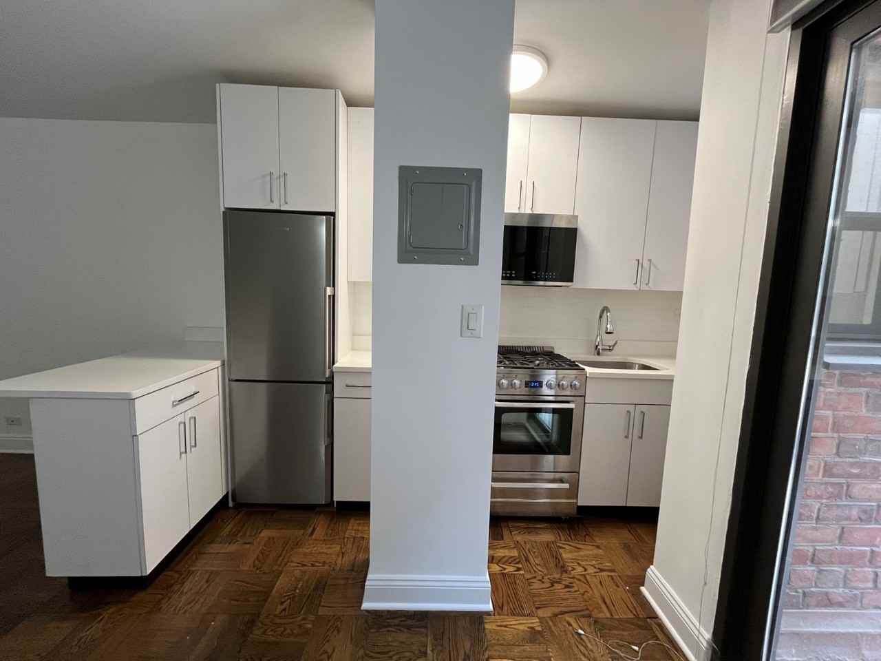 E 35th St #12G - Photo 3 of 7