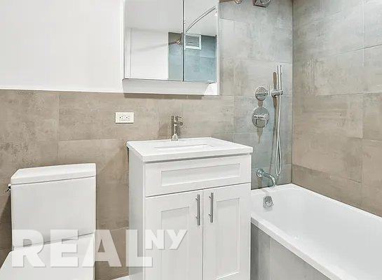 E 47th St #14BQ - Photo 6 of 10