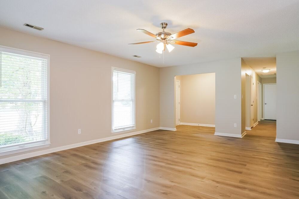 1509 Kempsey Cir - Photo 3 of 16