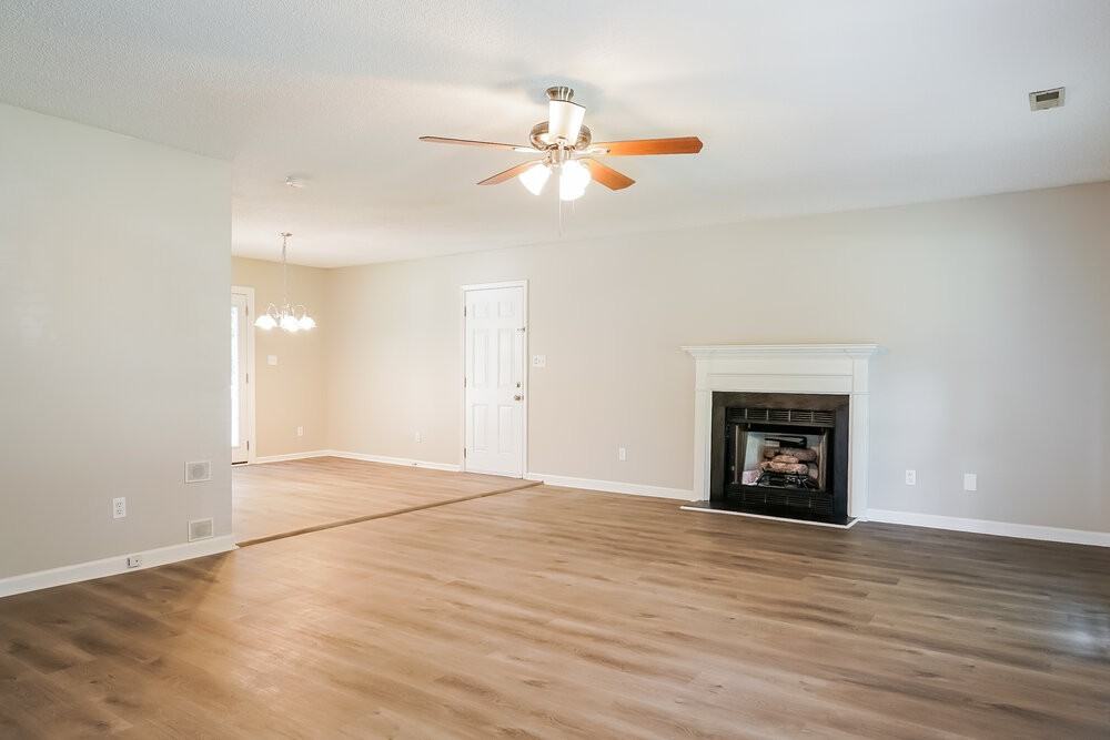 1509 Kempsey Cir - Photo 4 of 16