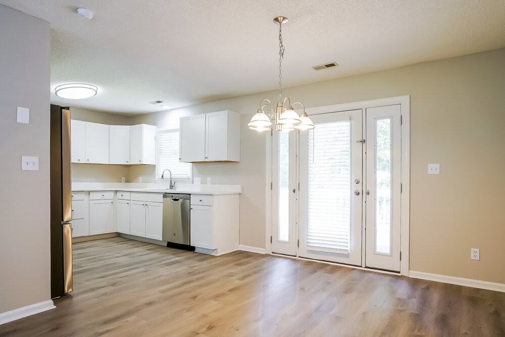 1509 Kempsey Cir - Photo 5 of 16