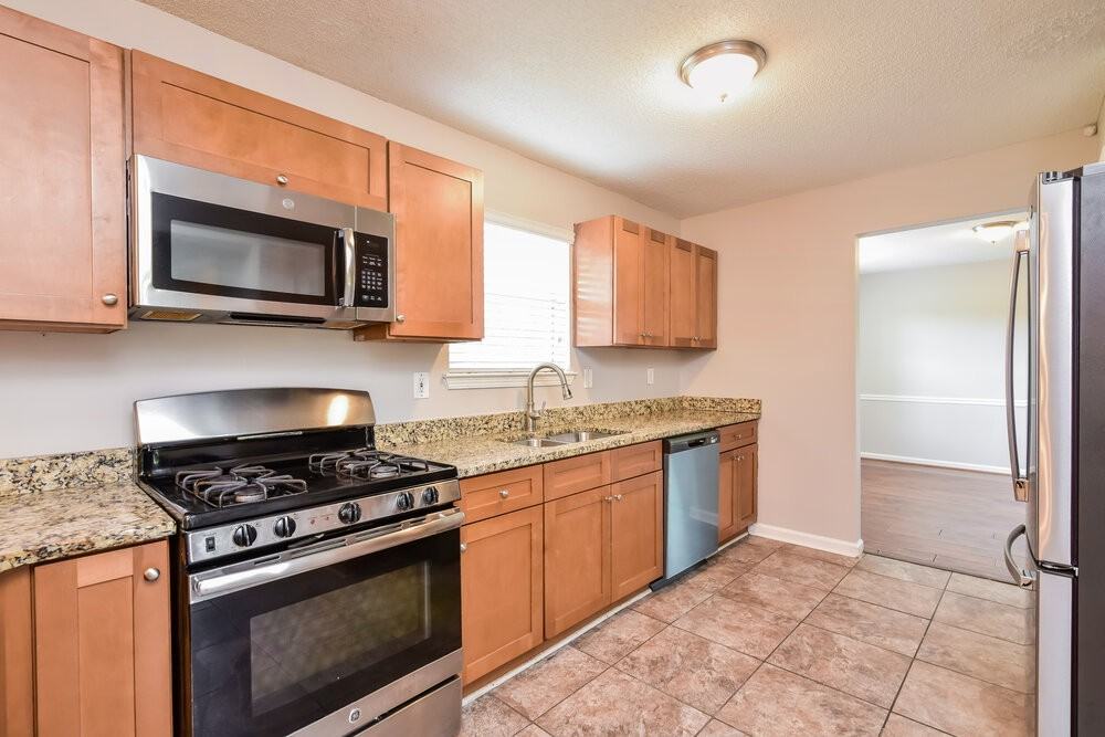 5943 Duren Fields Pl - Photo 7 of 17