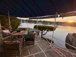 featured image of 700 Steamboat Rd