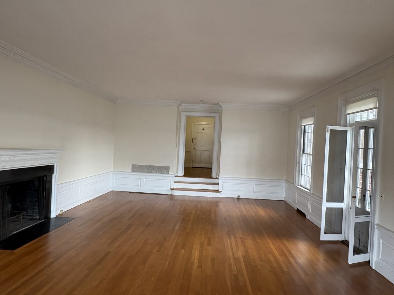 700 Steamboat Road - Photo 6 of 22